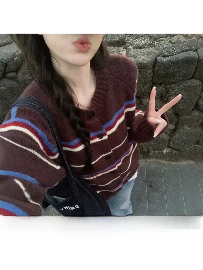 [FW26-154] Retro Round Neck Color Block Striped Knitwear Outerwear Small