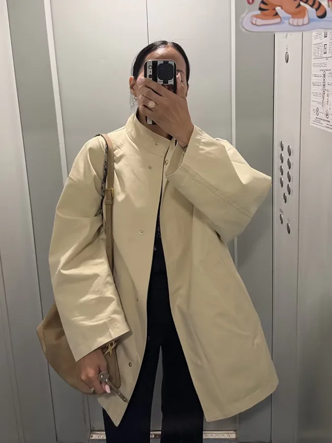 [FW26-163] Laur Temperament Short Trench For Women Lapel Single Breasted