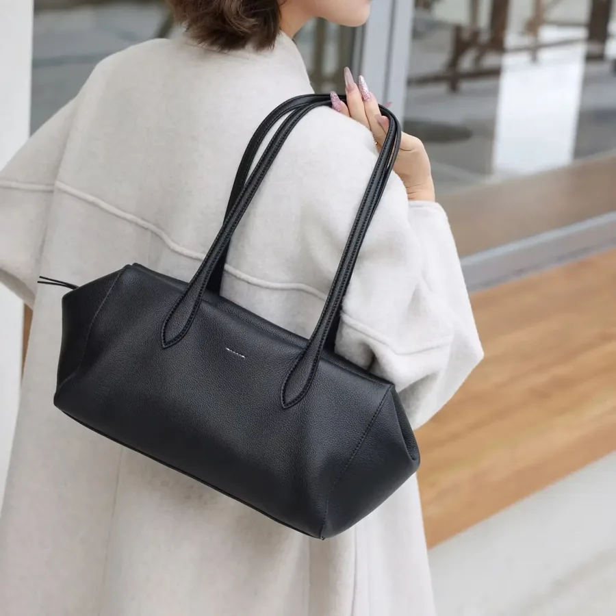 [FW26-200] Genuine Grade Leather Shoulder Bag Luxury Designer Brand Soft
