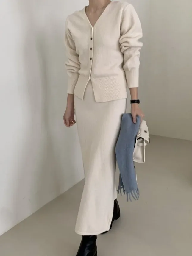 [FW26-216] V-Neck Single Button Knitted Cardigan High Waist Bodycon Skirt